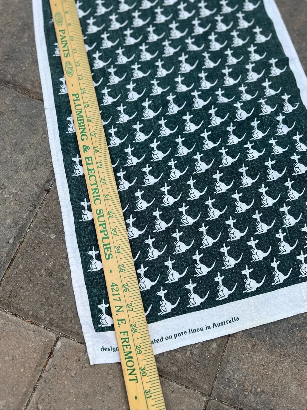 Vintage Rodriguez Australia Kangaroo Linen Tea Towel Green Boho MCM Kitchen